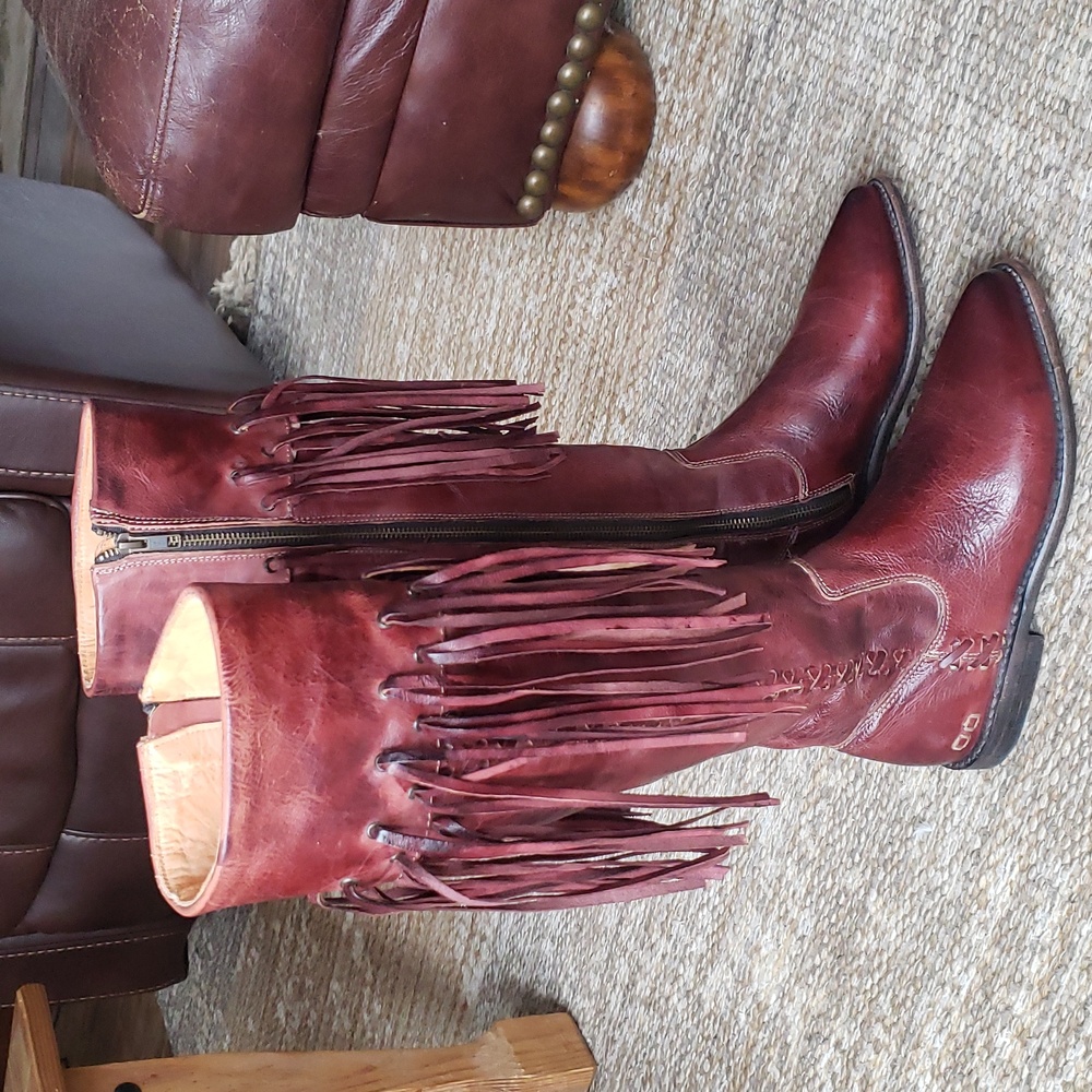 Bedstu leather fringe boots